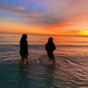 Meet your Posher, Carrie